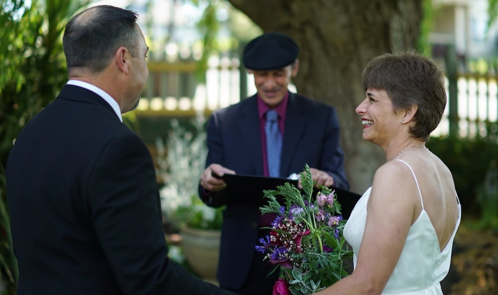 Couple taking advantage of our elopement packages in Washington State